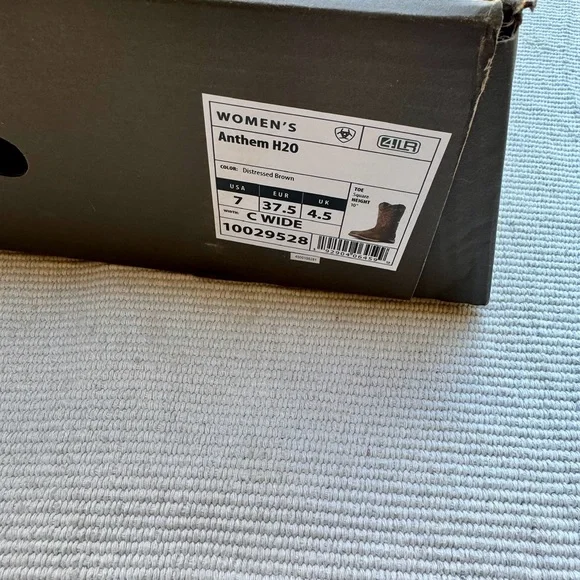 NWT Ariat boots 7 - Picture 6 of 6